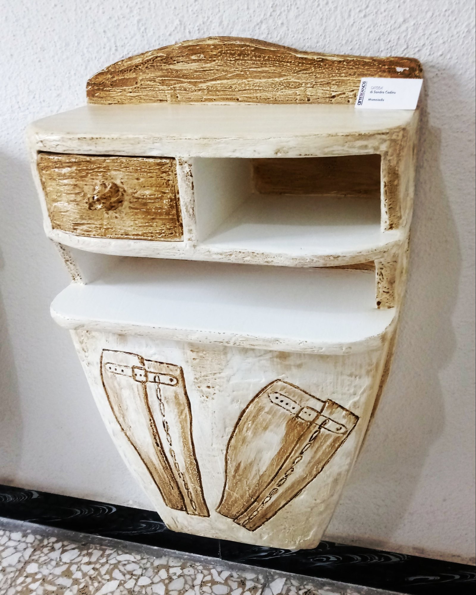Comodino sospeso Mod. "Cambales "