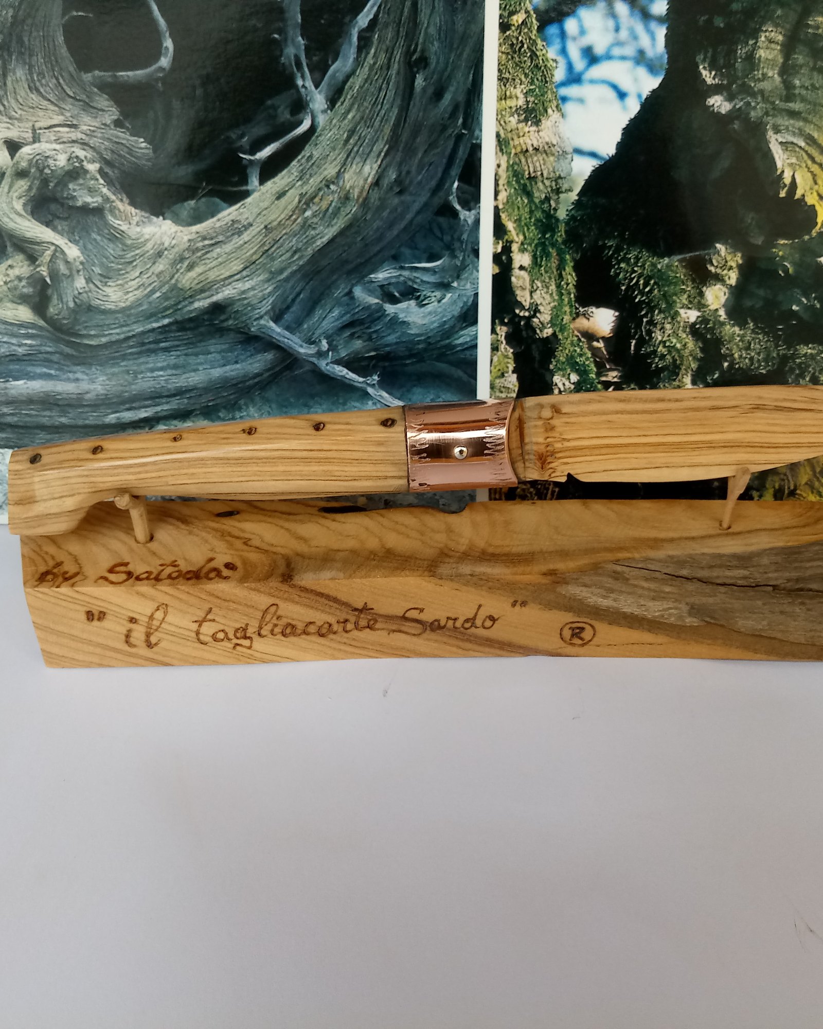 "il tagliacarte sardo" in legno di Olivasto sardo