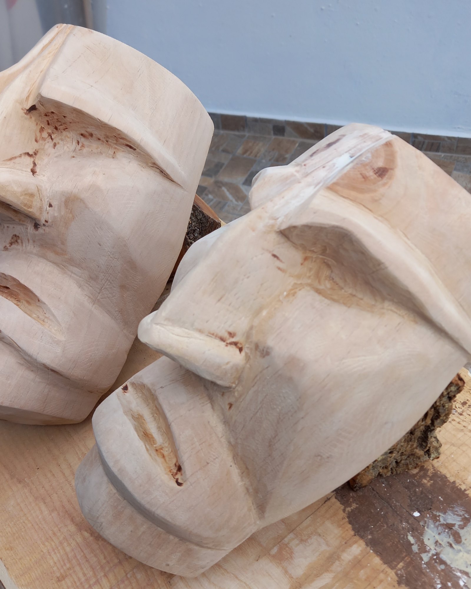 Mascherein Legno  Mamuthones in Lavorazione